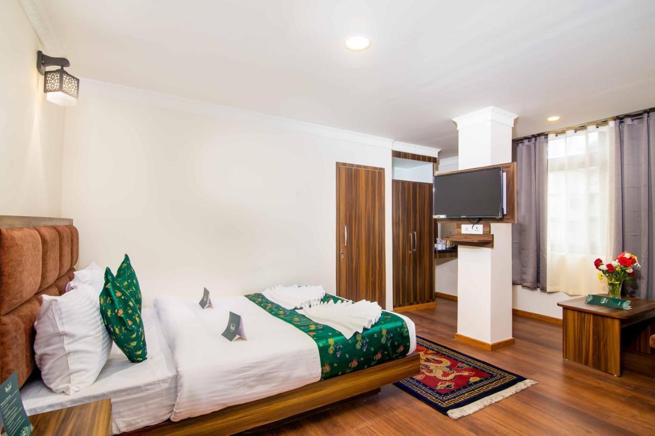 Muscatel Central Hotel - Dzeemkhang 강토크 외부 사진
